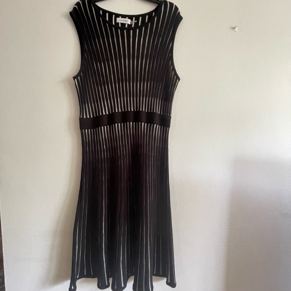 Calvin Klein Black and White sleeveless Striped Knit Med dress (only 1x use)